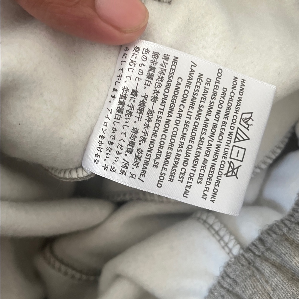 Essentials Fear of God Heather Gray Logo Sweat Shorts - Picture 5 of 6